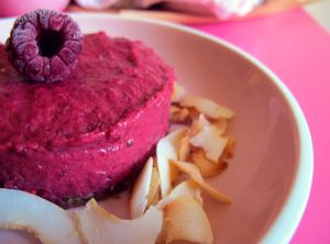 chai-berry-cake vegan-cake vegan-berry ayurveda-cake ayurveda rolling-tiger 2 copyright by julia wunderlich