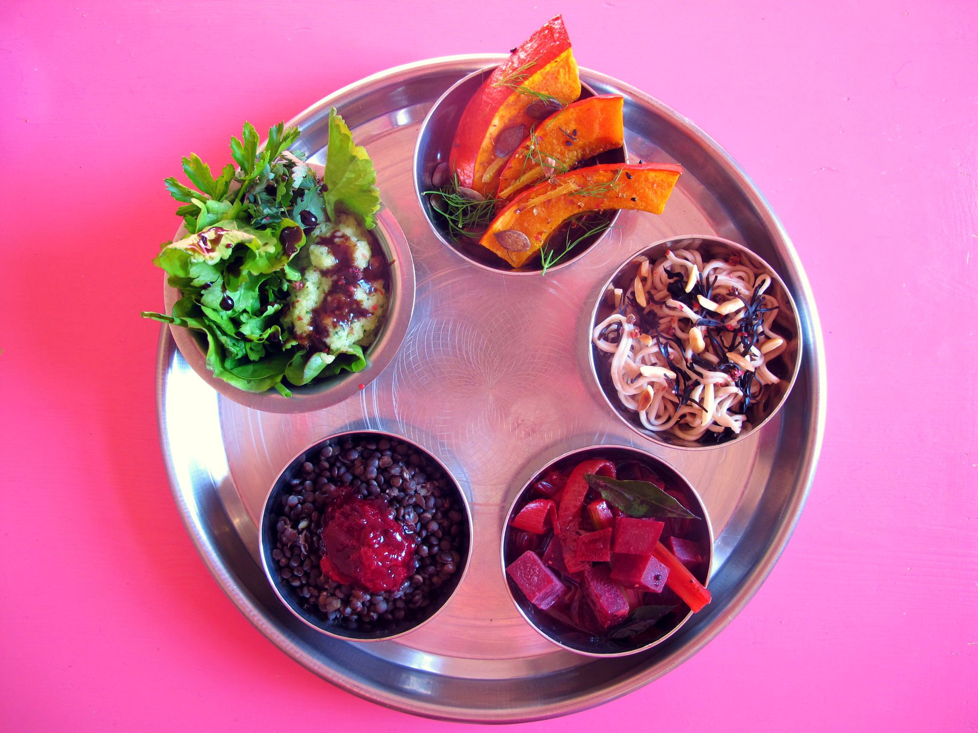 vegan rolling tiger ayurveda berlin thali 1.jpg